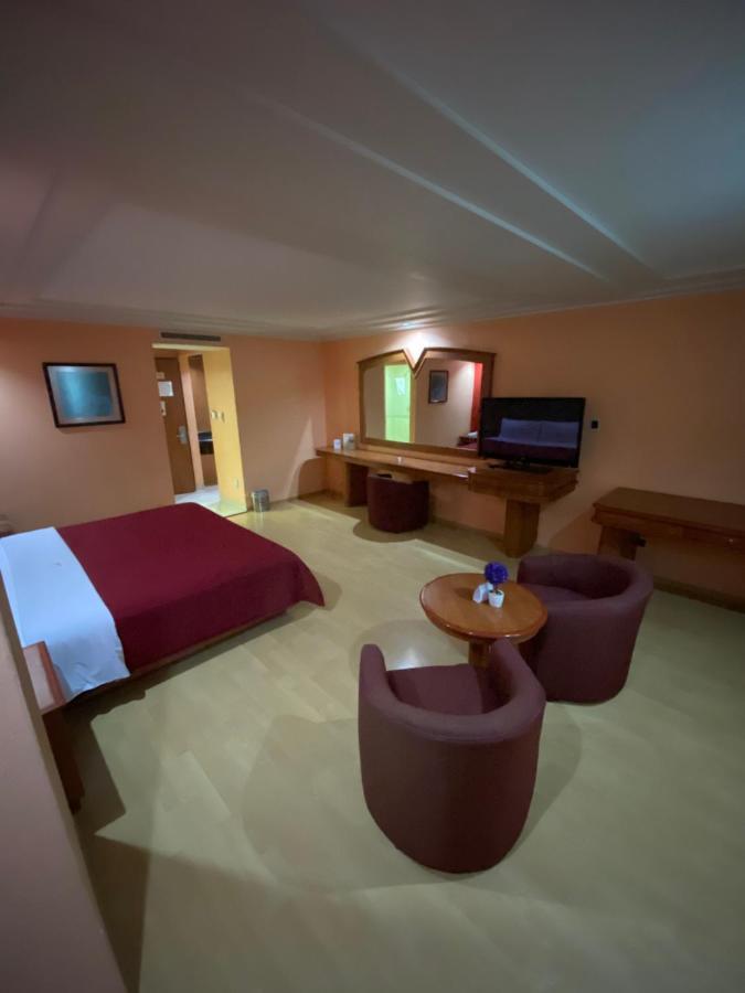 Hotel Maria Rico Мехико Экстерьер фото
